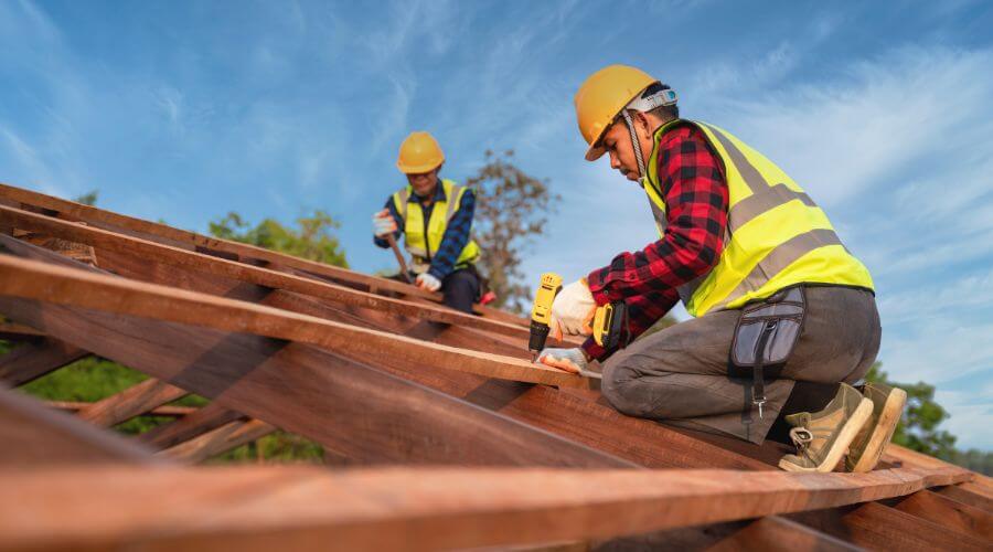 Professional residential roofers in Valyermo, CA